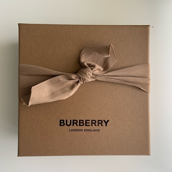 Burberry Monogram Leather Card Case - Picture 3 of 4